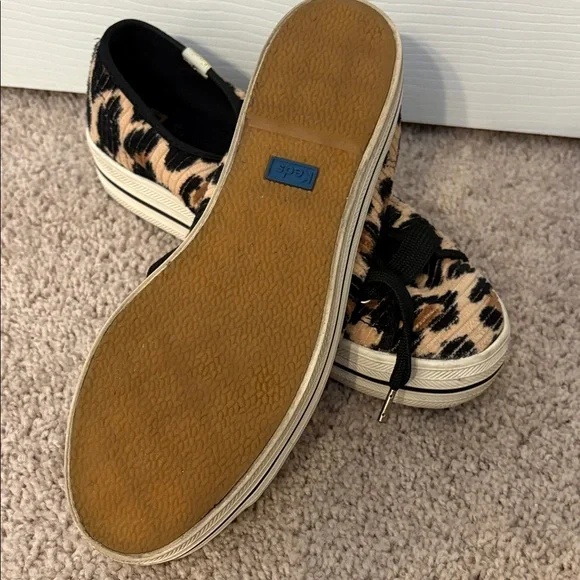 Keds x Kate Spade Leopard Print Sneakers with Black Accents - Picture 4 of 7
